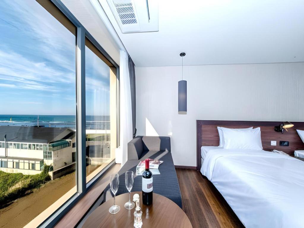 Odri Inn Jeju Exterior photo